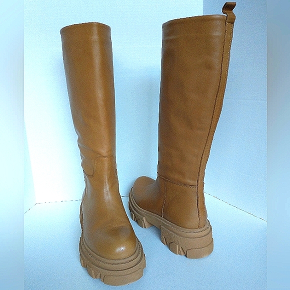 New w/Box Aqua Brand Kiku Genuine Leather Lug Sole Pull-On Tall Boots Size 8 - Picture 4 of 13